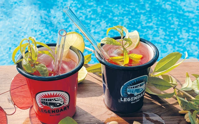 Taza Esmaltada VW Collection T1 Bus Juego De 310 Ml 2 Piezas 4 Taza Esmaltada VW Collection T1 Bus Juego De 310 Ml 2 Piezas - Imagen 2