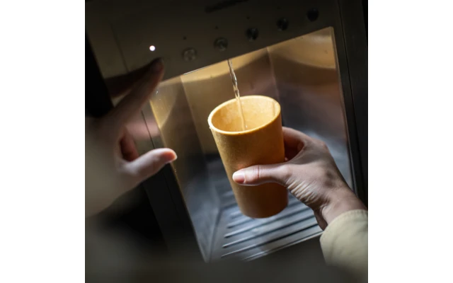 Koziol Connect Cup L Vaso 350 Ml Nature Gris Ceniza 4 Koziol Connect Cup L Vaso 350 Ml Nature Gris Ceniza - Imagen 2